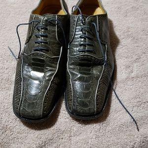 Men's genuine ostrich/lizard shoes size 9.5.